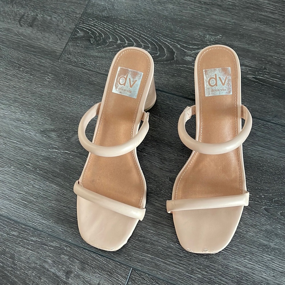 Dolce vita nude heels